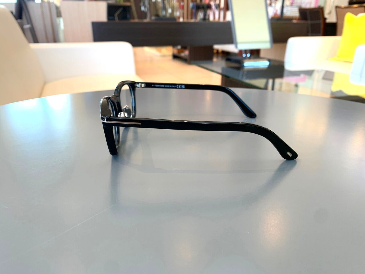 TOM FORD TF6073-D-B : メガネの松村
