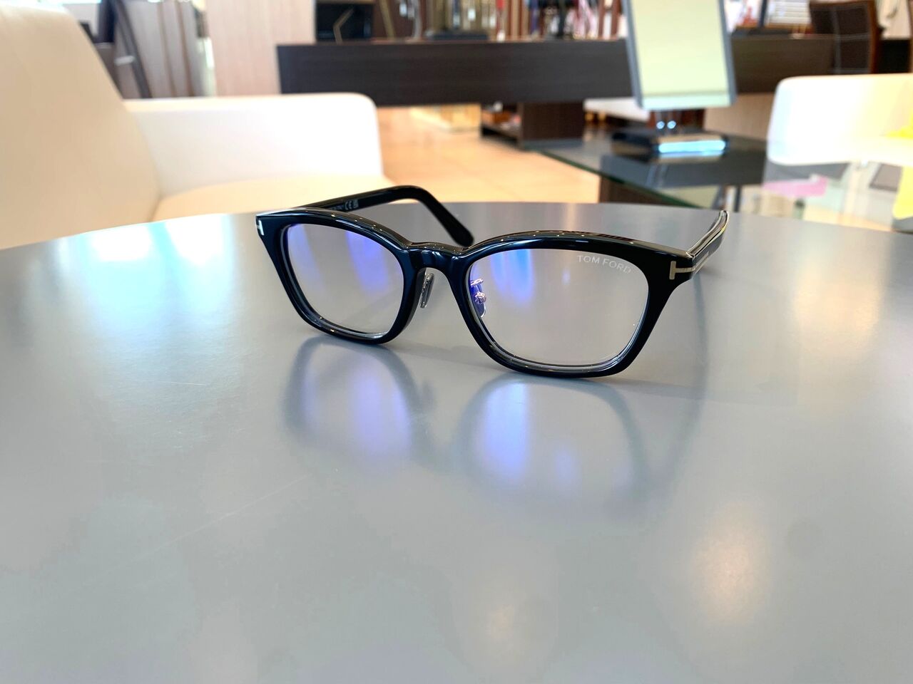 TOM FORD TF6073-D-B : メガネの松村