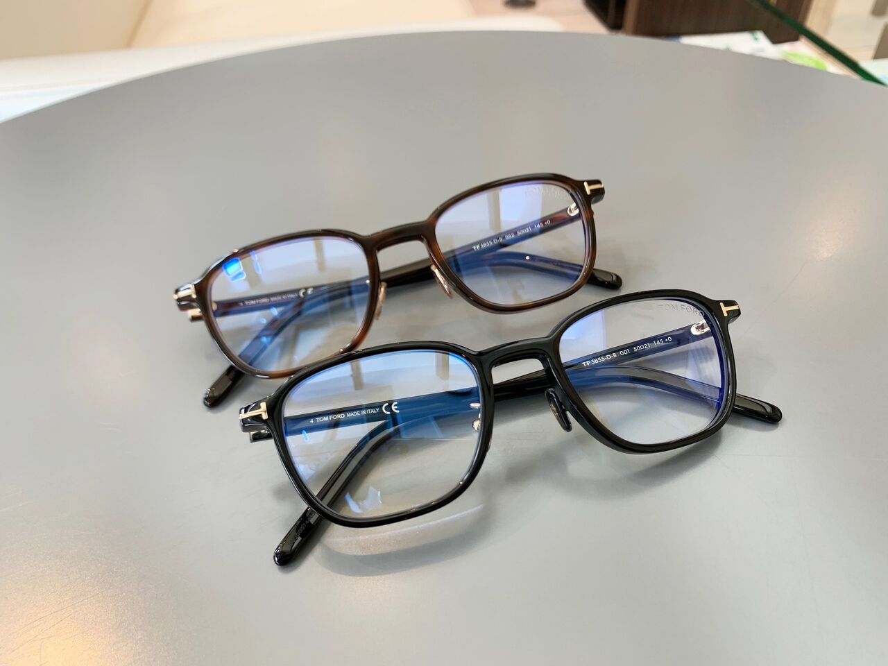 TOM FORD TF5855-D-B : メガネの松村