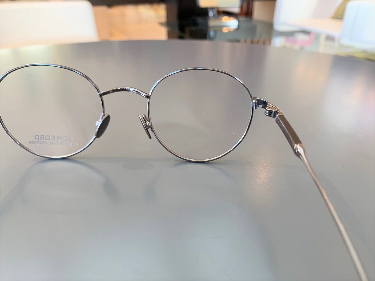 TOM FORD TF5717-P : メガネの松村
