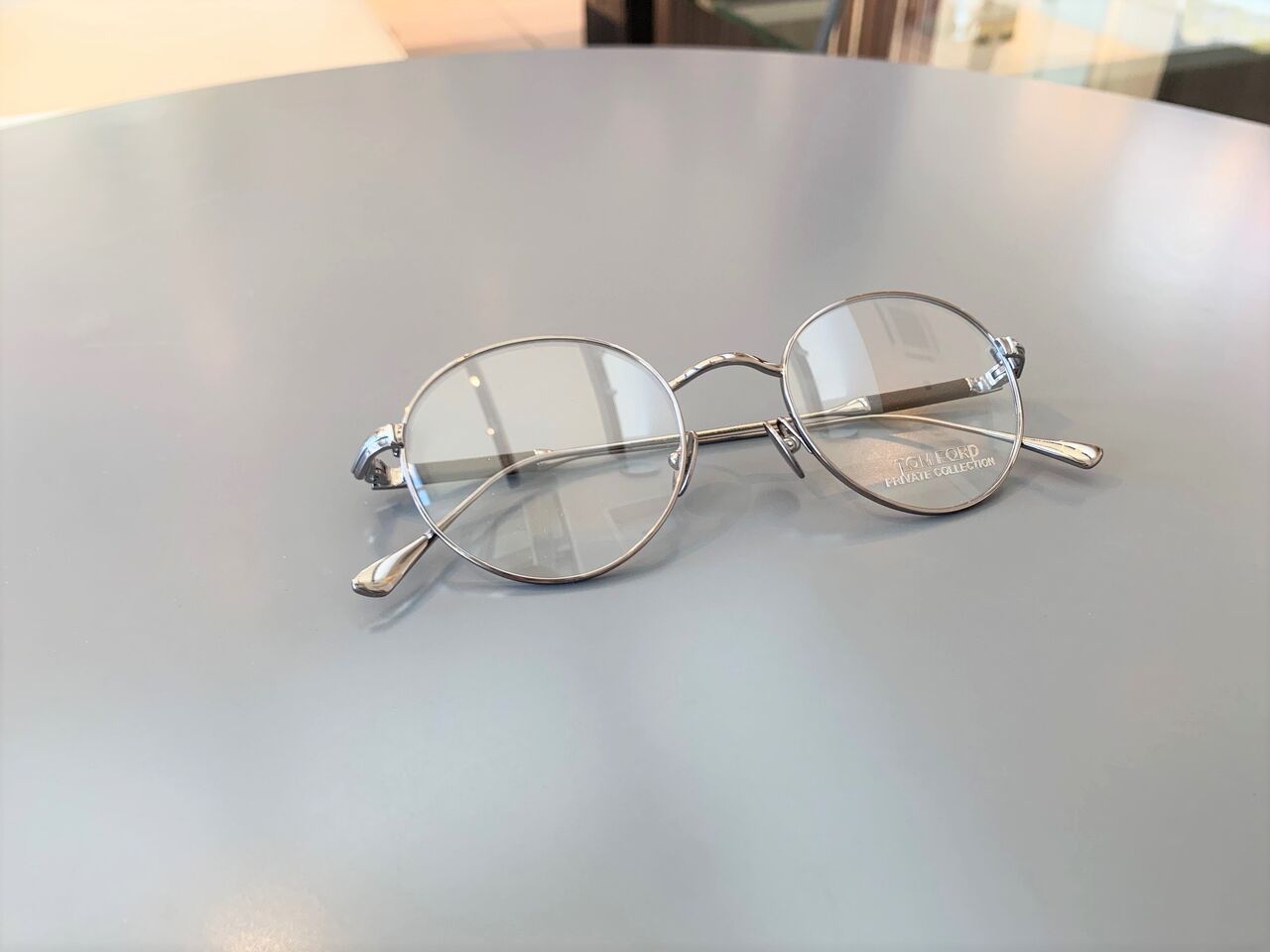 TOM FORD TF5717-P : メガネの松村