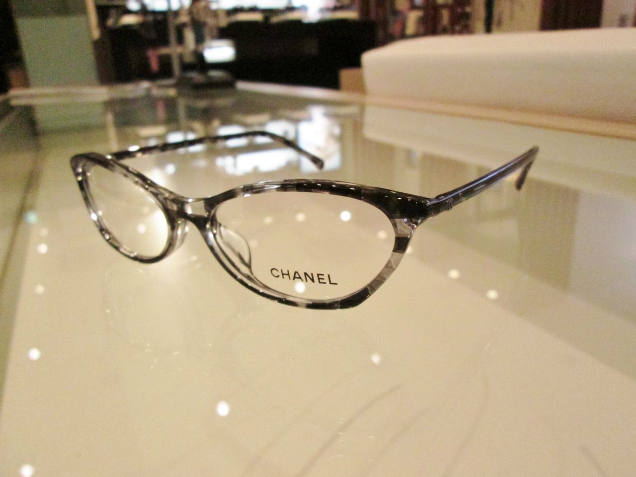 CHANEL メガネ ZEN LINE TWEED : メガネの松村