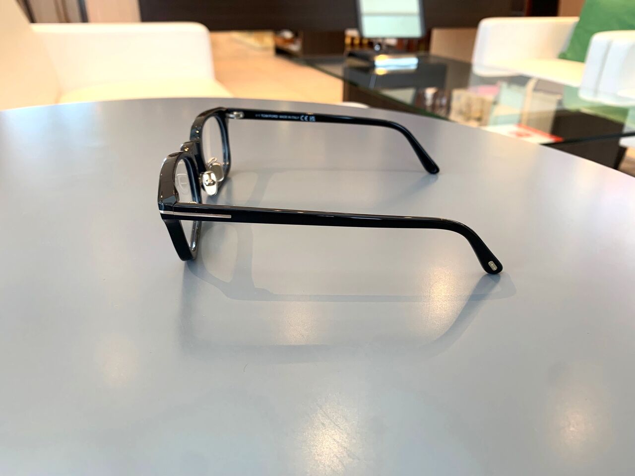 TOM FORD TF6111-D-B : メガネの松村