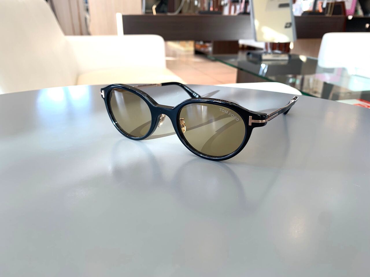 TOM FORD トムフォード TF1234-D 55A サングラス Brown
