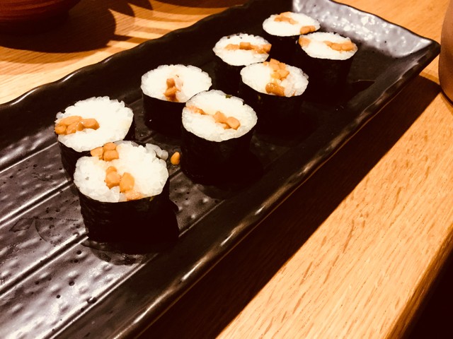 ｓｕｓｈｉ ｒｏｌｌ ｒｅｃｉｐｅ １００均の寿司型で簡単 細巻き 太巻き Meguのまいにち記録 ４児ままの育児日記
