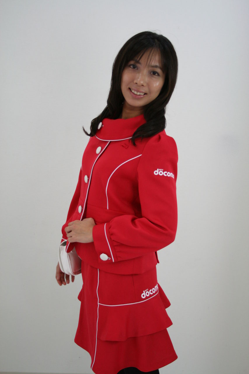 レア ドコモショップ制服 報道発表資料 : （お知らせ）ドコモショップスタッフのユニフォームを