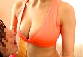 パイズリ挟射、高橋しょう子!フィットネスクラブでスポブラの巨乳に挟まれ・・・