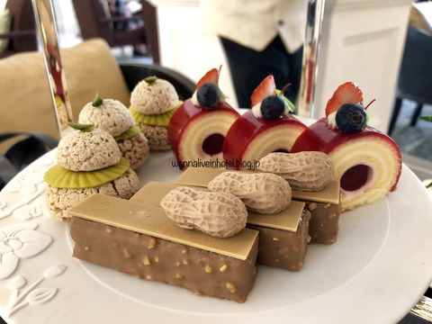 ラッフルズアフタヌーンティー The Grand Lobby ラッフルズホテルシンガポール ホテル 時々シンガポール ラッフルズアフタヌーンティー The Grand Lobby ラッフルズホテルシンガポール ホテル 時々シンガポール