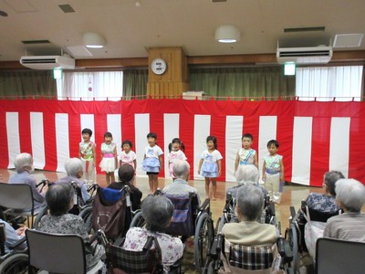 敬老会を開催しました3