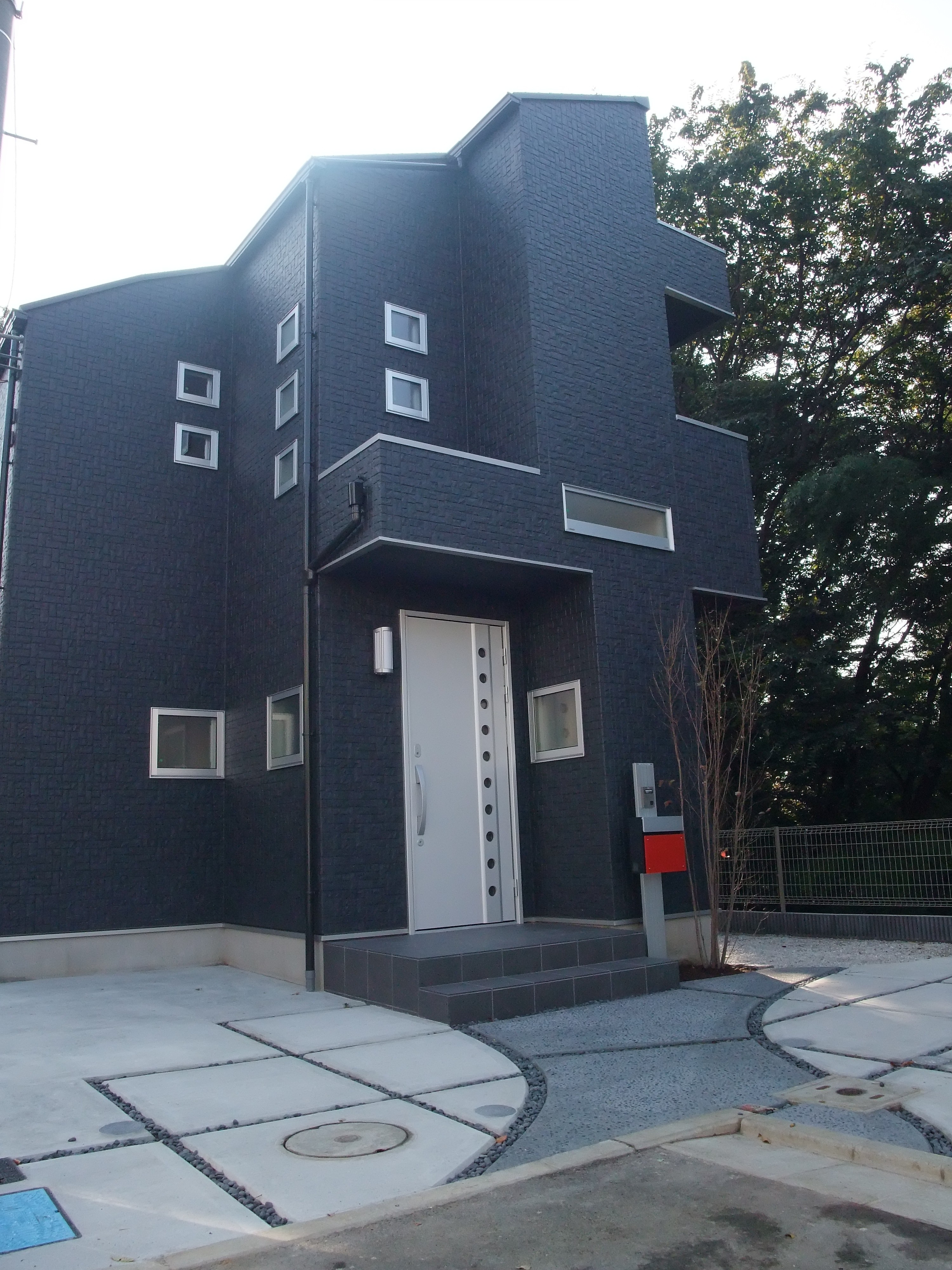 黒い家 Kuro 明治ホームズ とことん家造り 榎ブログ