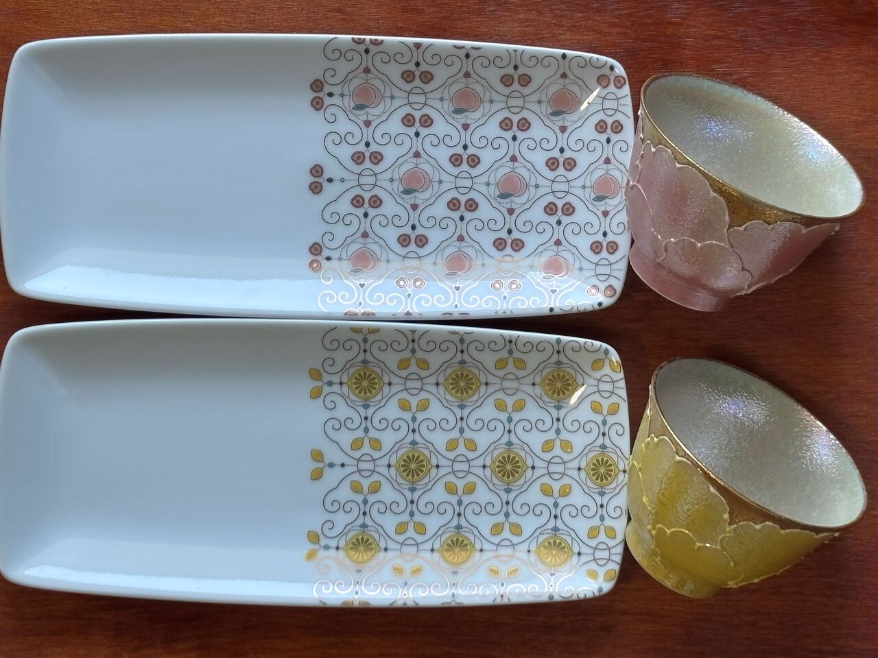 アリタセラ」は日本の鶯歌？有田焼の店が20軒以上(B級品扱う店もあり