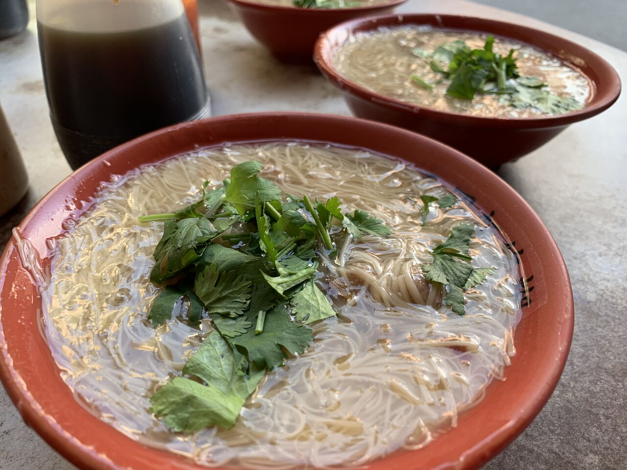 鹿港グルメ「王罔麺線糊」小エビ&豚肉入りトロトロ麺線は安くて早くて