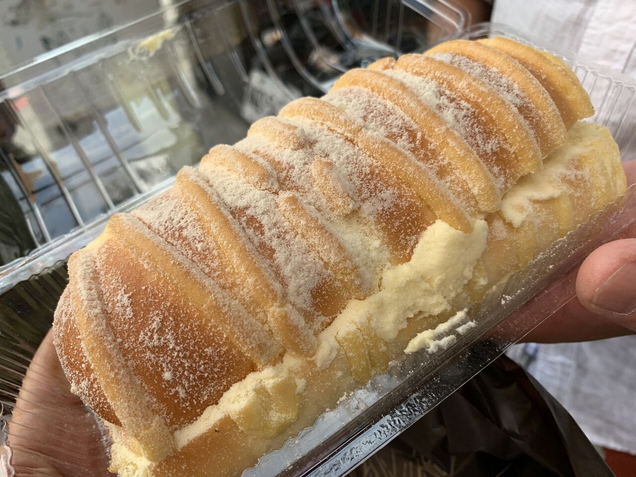 覗吉 台南グルメ「葡吉麺包」軽い口当たりのクリームが美味な奶露(ミルクパン)PU-JEI : 好吃 好酒 好台湾！