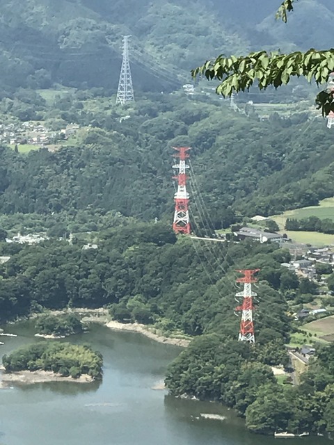 6F48834B-EA13-430D-B530-0F98B62AEE5C