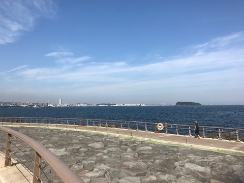 E7A8E9E9-4F5F-4768-A9D9-1D833D110A28