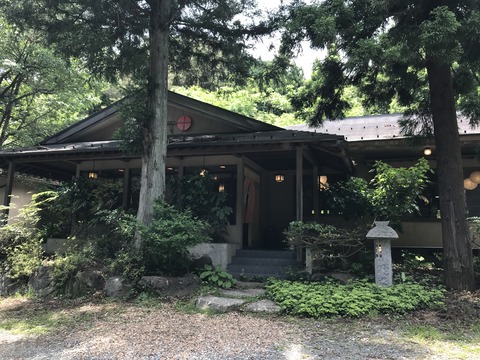 24F4F67D-1ED5-4B7F-B494-755FE5837084