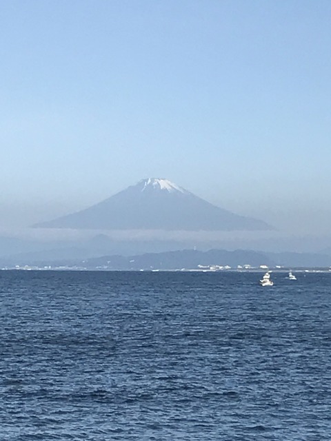 CEE5CD61-85D6-4A64-9474-514CA20462B9