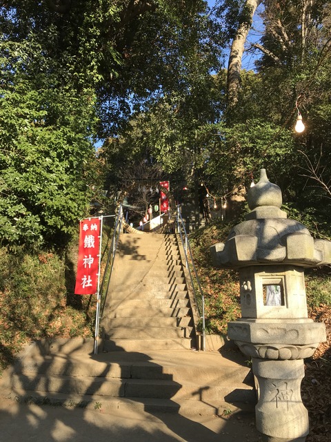 2C60DF8A-66B5-40BA-A204-D03D61AF0AAE