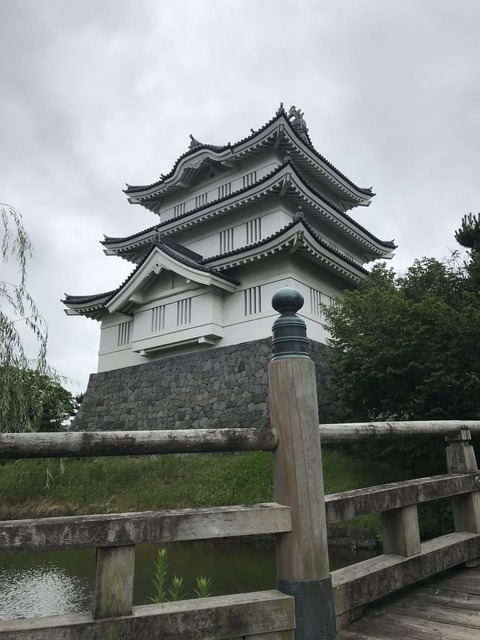 ECE44FE9-8BB5-4DBF-AB93-FCA5C086EB6A