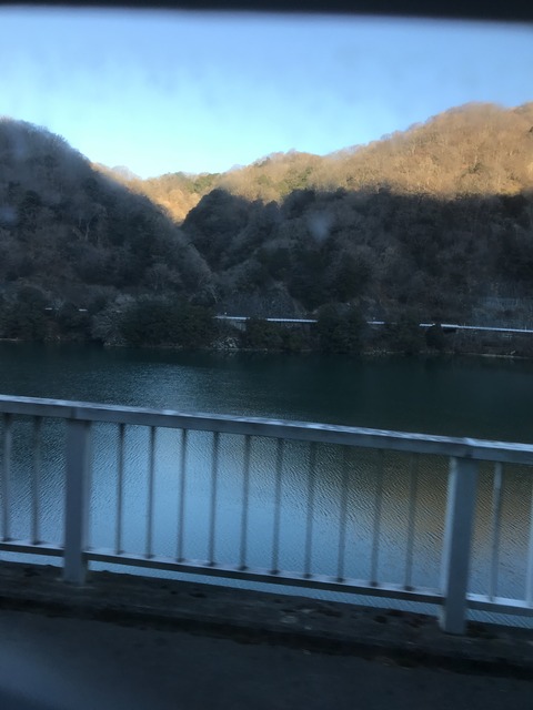 B9237EFD-0607-4D6C-B35D-A37336C5A2E4