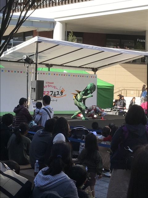 10E4AD57-67A7-491A-A96A-81E25F4088FA