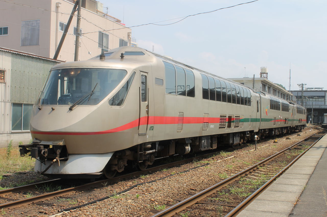 鉄道車内・座席Exploration2013年04月近畿日本鉄道22000系 ACE北近畿タンゴ鉄道KTR001形 タンゴエクスプローラー座席一覧阪神電鉄8000系(リニューアル・クロスシート車)鉄道車内・座席Exploration へようこそ