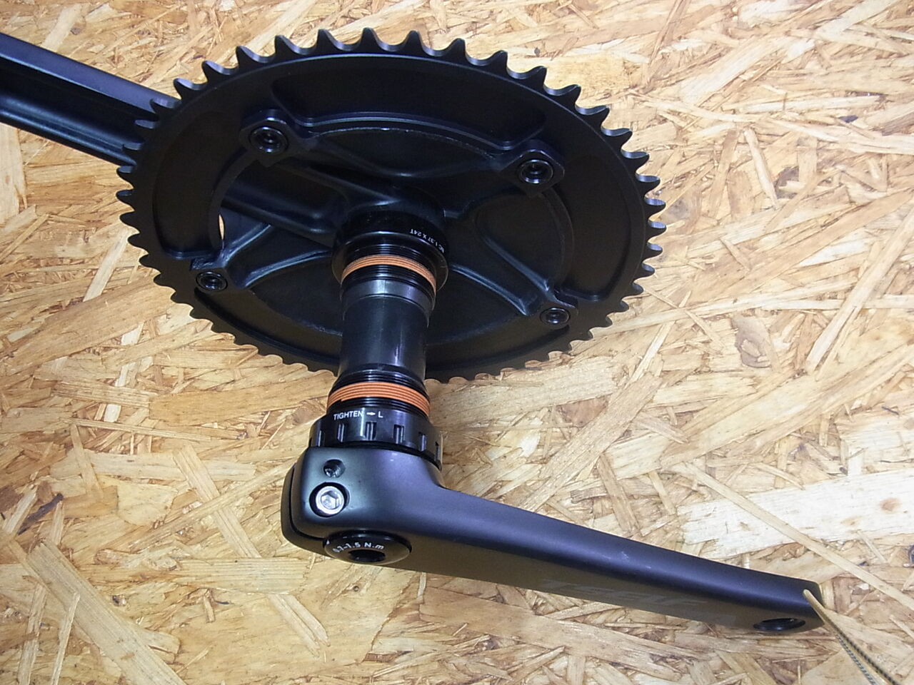 エアロ クランク ピストバイク ROCKBIKES（ロックバイクス） ピスト バイク クランク 49T