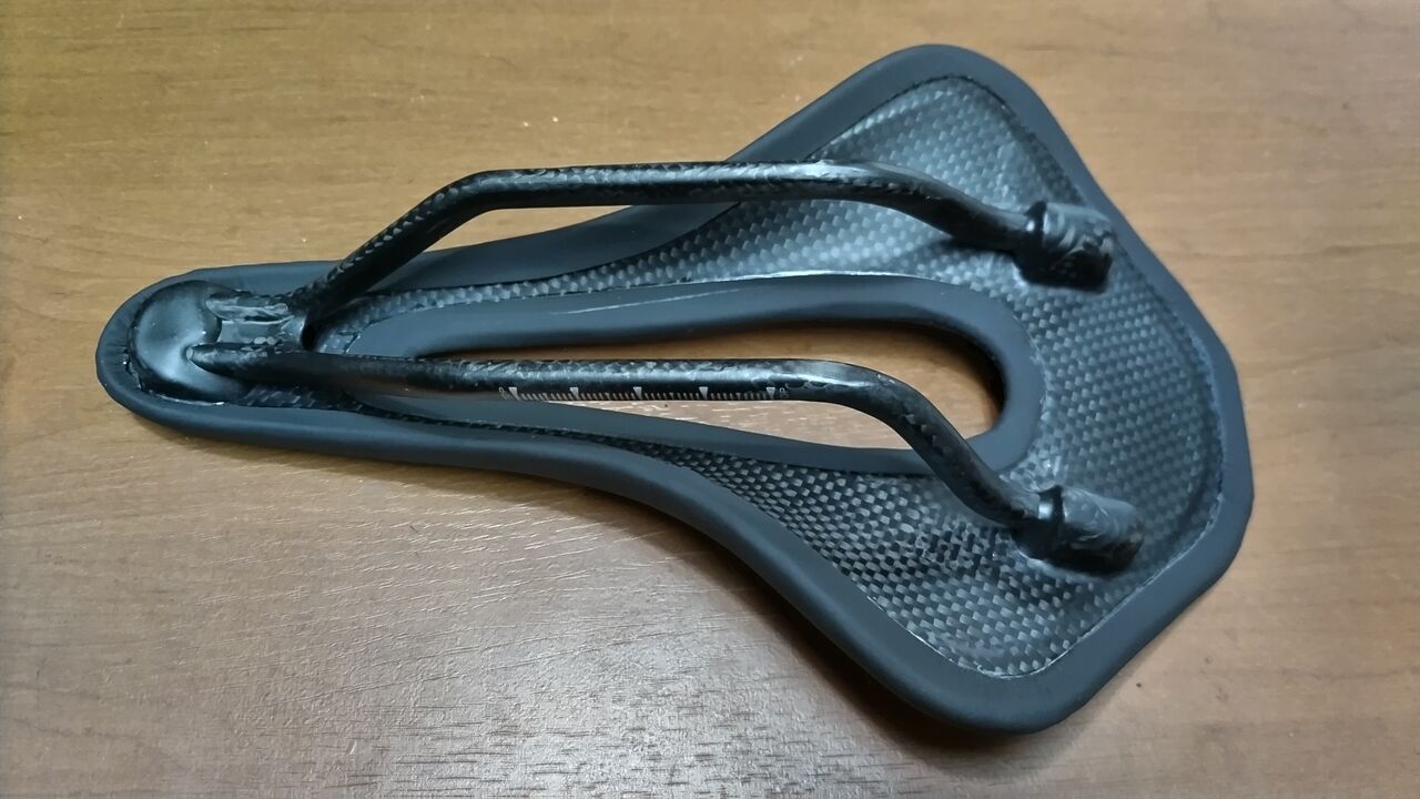 YOELEO CL MAX 超軽量カーボンサドル : mekaanikko ブログ