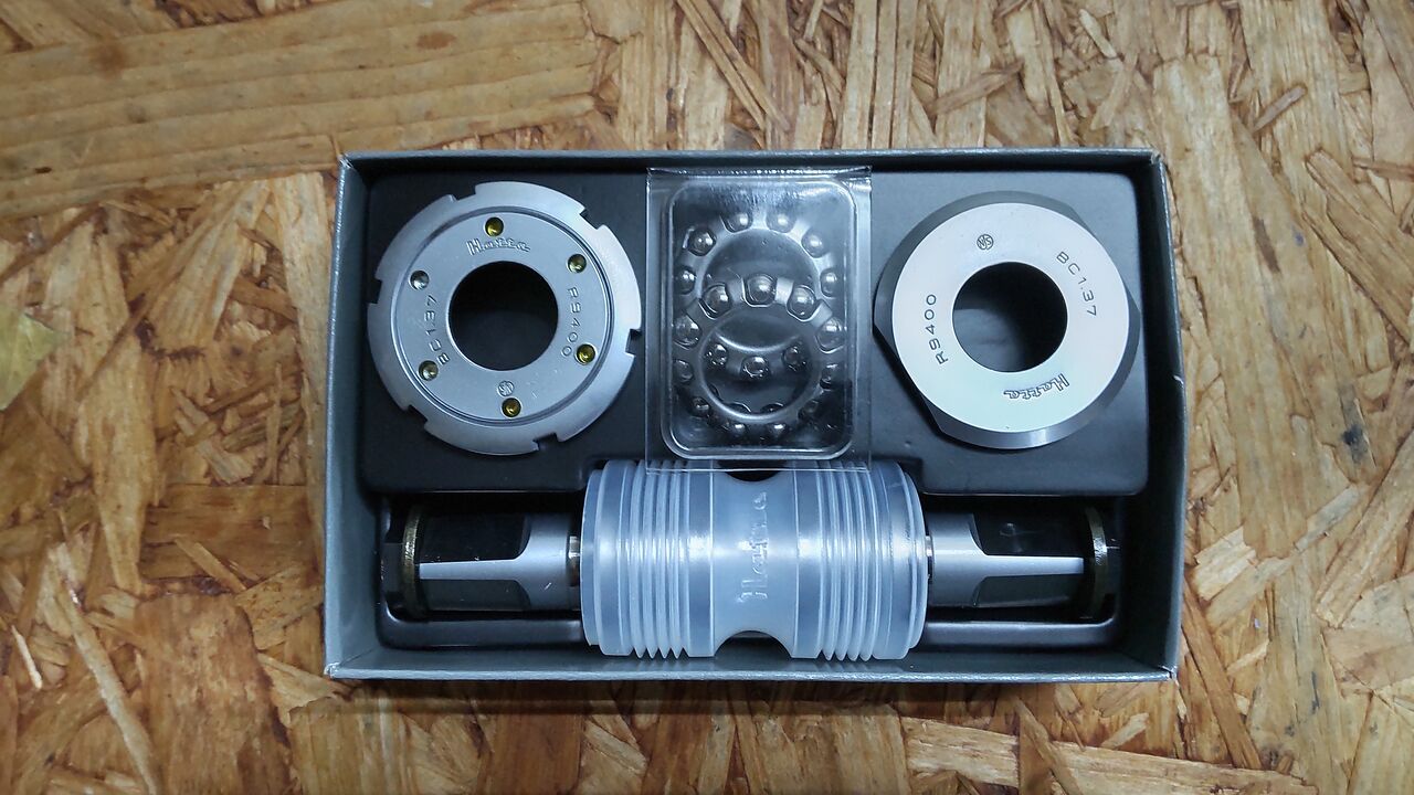 値下げSALE Hatta R9400 NJS BB ボトムブラケット SET 【公式通販】