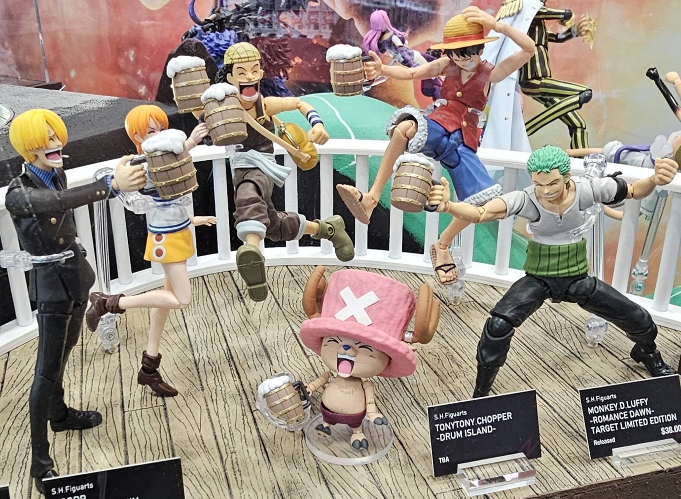 ワンピース フィギュアセット バンダイ Figuarts 麦わら一味セット S.H.Figuarts 宴セット -麦わらの一味- | 魂ウェブ