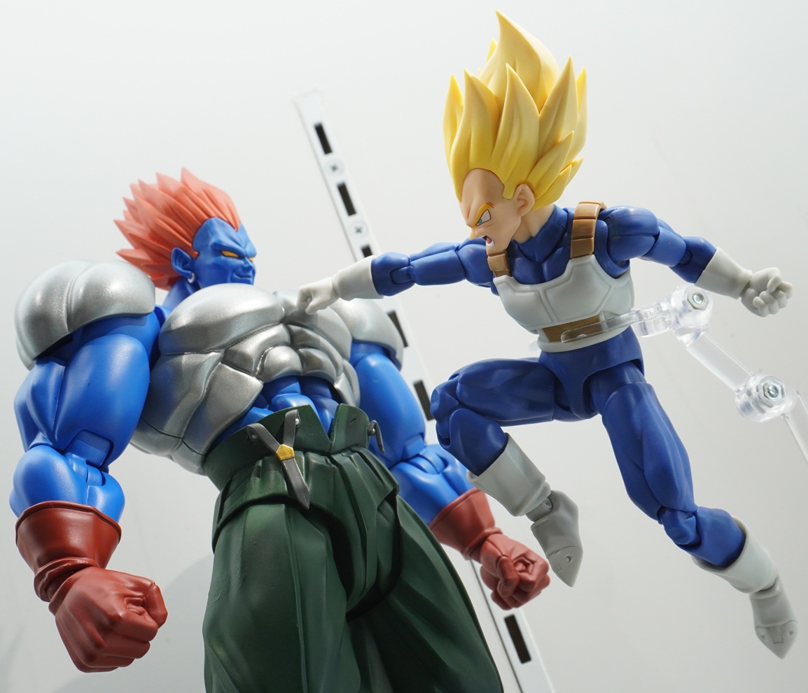 ドラゴンボールZ S.H.Figuarts 合体13号【展示画像・動画(40秒) 追加