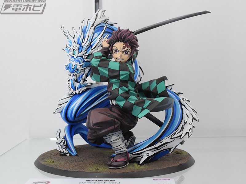 鬼滅の刃 竈門炭治郎 リペイント フィギュア Grandista 水 炎 鬼滅の刃 竈門炭治郎 リペイント フィギュア Grandista 水 炎