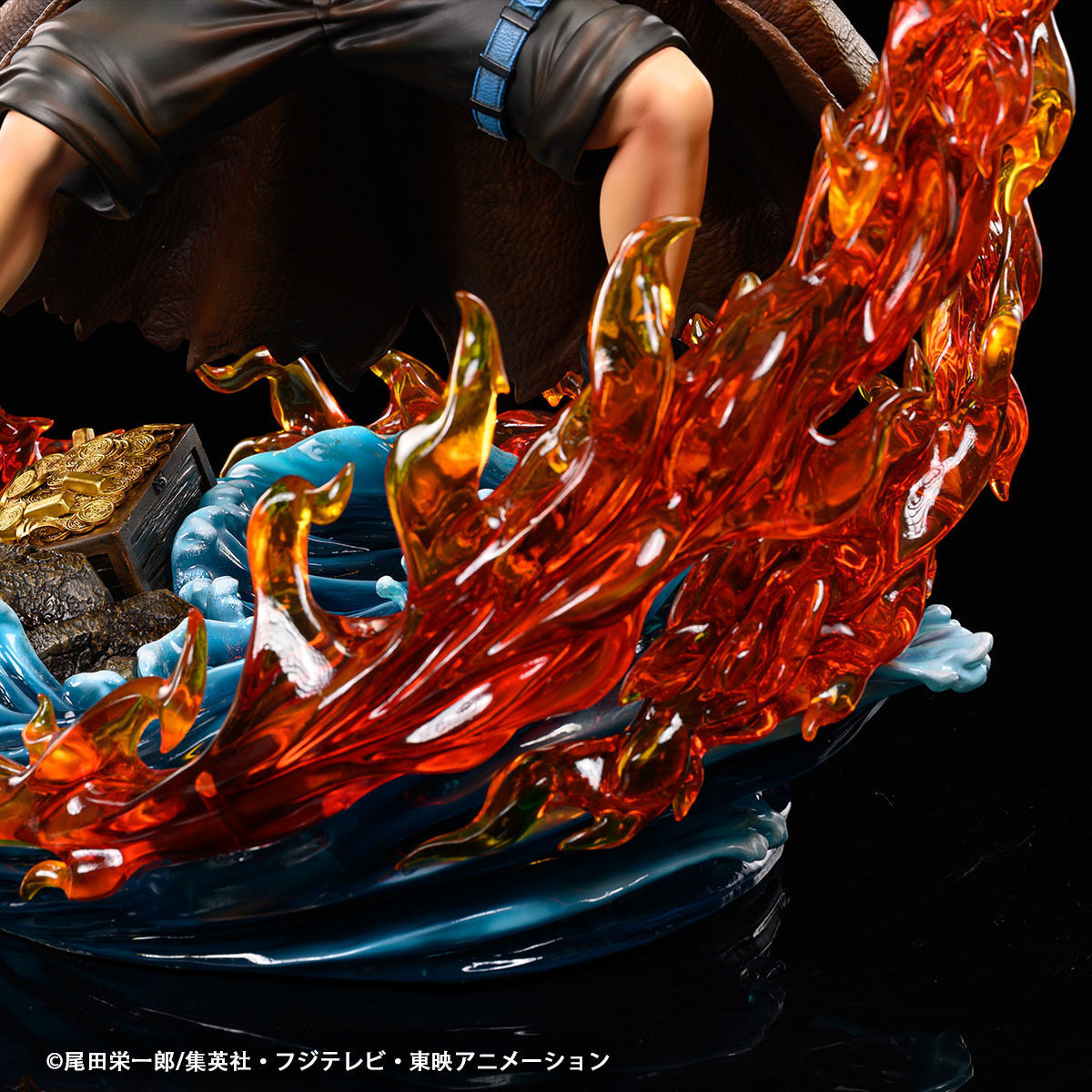 ワンピース ログコレクション 大型スタチュー ポートガス・D・エース ワンピース」エースが約55cmのスタチューに！ 業火を纏い、銃を