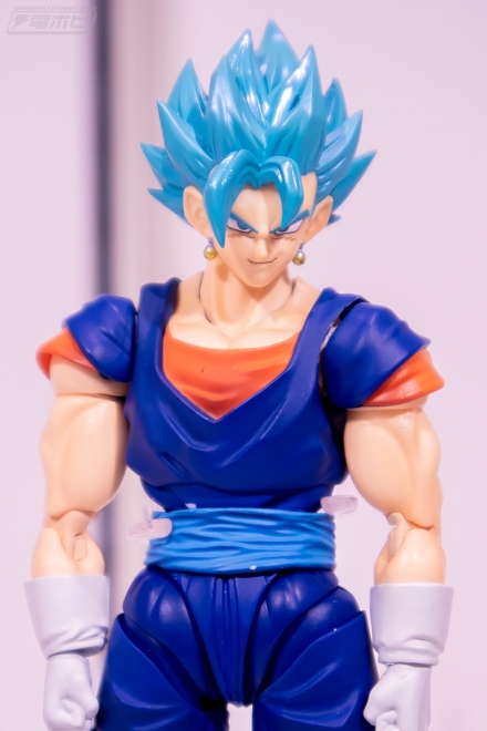 ドラゴンボール S H Figuarts Ssgssベジット 超 ピッコロ 誇り高きナメック星人 魂ネイションズtokyo展示画像 遊戯王 ドラゴンボール通販予約情報局