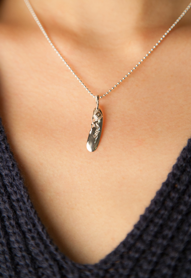 アリゾナフリーダム 40mm 太陽神 フェザー ペンダント 2個セット