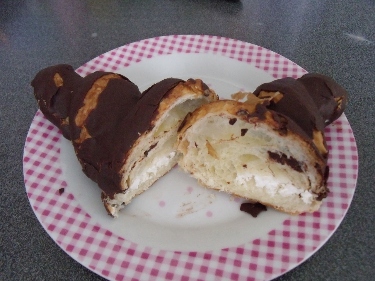 今日のパン 銀チョコクロワッサン ぽの家の好きな物