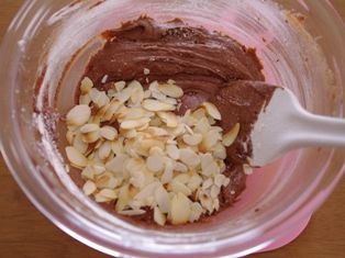 香ばしアーモンドのチョコレートブラウニー05