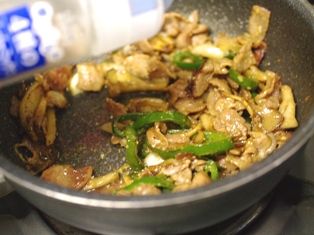 ターメリック炒めの甘旨ごはん(豚肉・はちみつ・甘麹)03