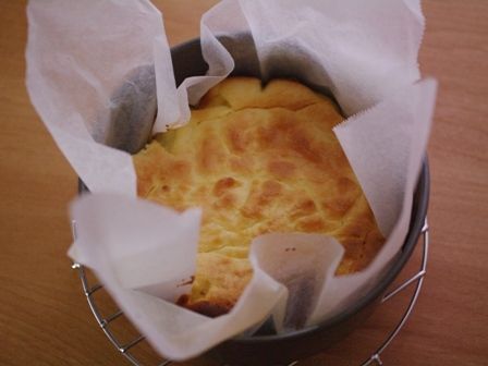 濃いソースと味わう簡単シンプルチーズケーキ07