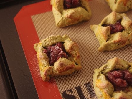 簡単ホットケーキミックスで和のおもてなしパン抹茶あずきパン07