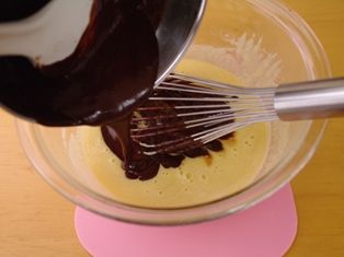 濃厚チョコレートケーキでバースデー04