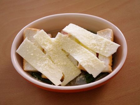 ひと皿で満足ブーケガルニでつくる厚切りベーコンのグラタンスープ06