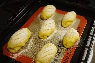 カレーチーズパン02