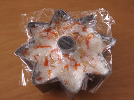 ひな祭りの寿司ケーキ01
