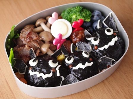 コウモリトリオのお弁当