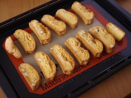 ホットケーキミックスで簡単アーモンドビスコッティ03