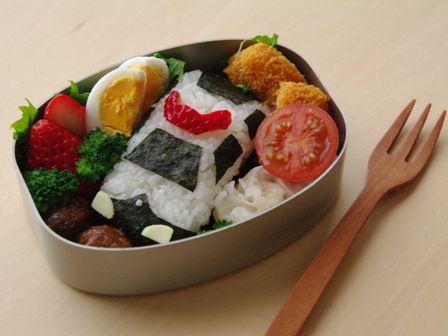 簡単おにぎりパトカーのお弁当