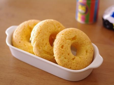 クリームチーズのシンプル焼きドーナツ