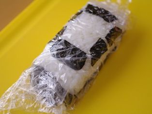 簡単パトカーのキャラ弁当04