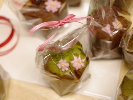 春の花カップケーキ抹茶とチョコ04